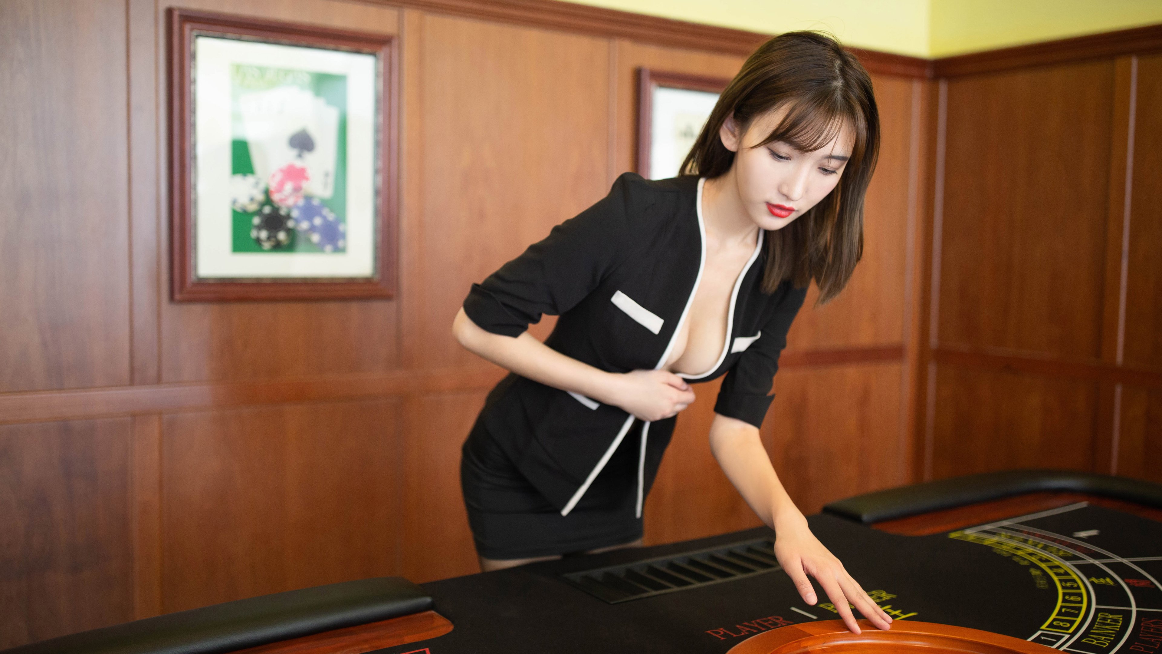 爱游戏在线-红土探戈与鹰之涅槃，蒙特卡洛大师赛如何以极致激情碾压ATP总决赛