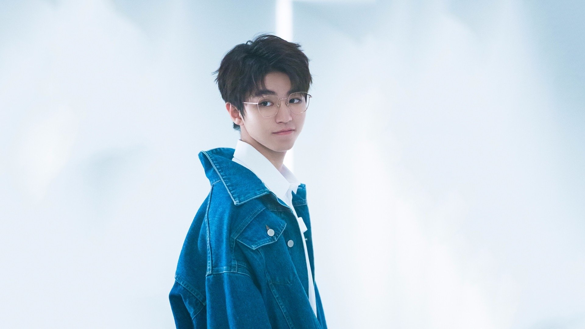 唯一性闪耀绿茵场，克瓦拉茨赫利亚的爆发与挪威的战术胜利